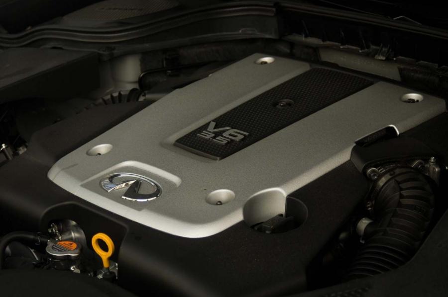  Infiniti M35 2009 года  (фото 14 из 42)